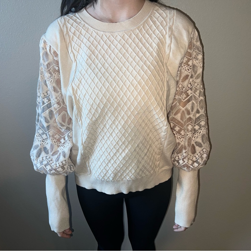 XL Cream Top Like New